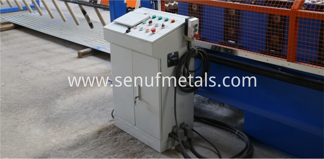 Corrugated roofing machine PLC control cabinet